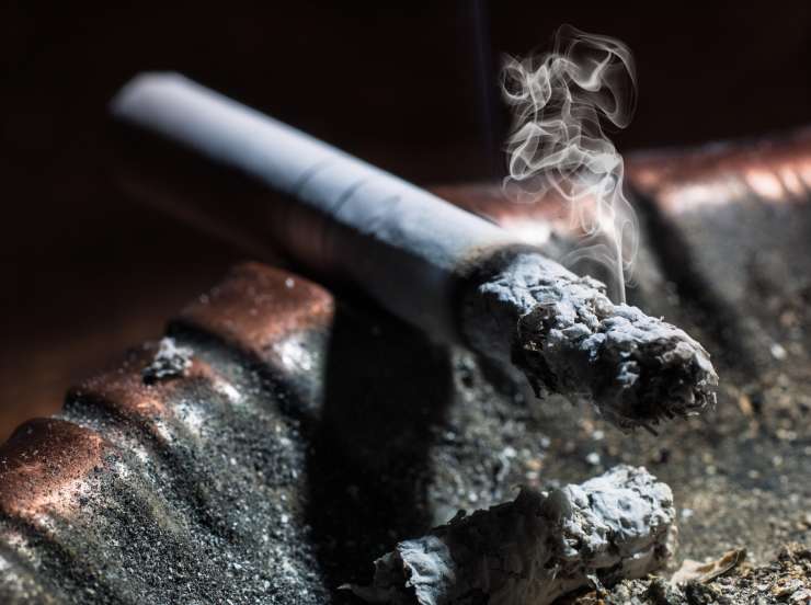 Na Havajih bi cigarete prodajali le še stoletnikom