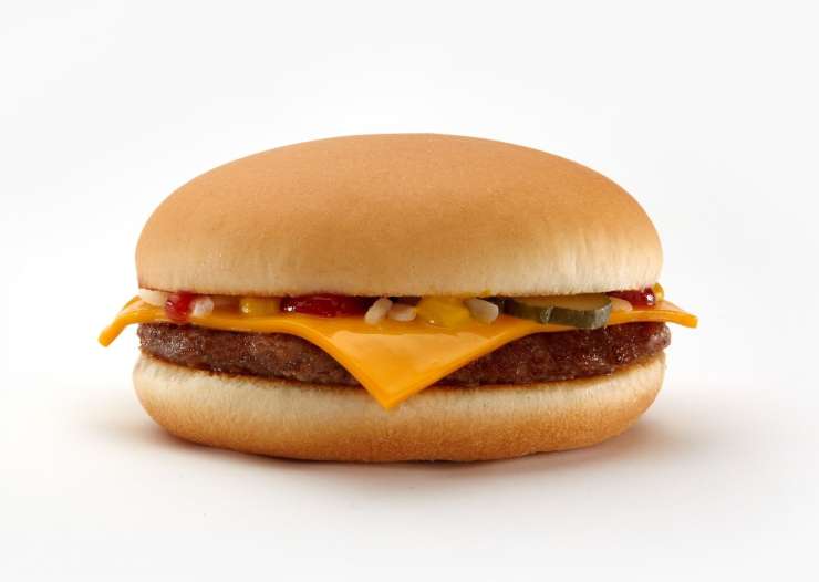 Trump je telesne stražarje pošiljal po hamburgerje v McDonalds