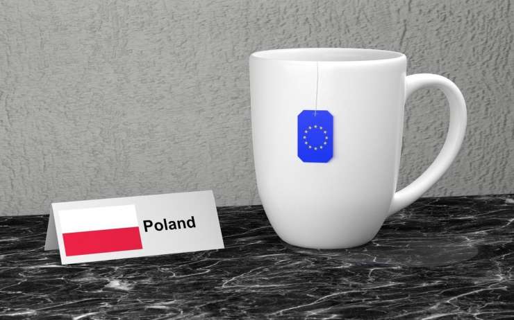 Vladavina prava in evropske milijarde: Poljska vendarle pripravljena na kompromis, Orban je trši oreh