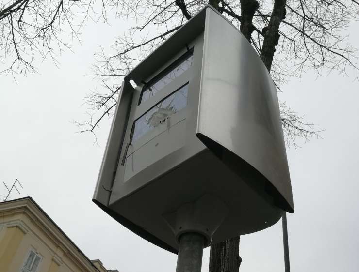 "Darilo" Ljubljančanom: župan Janković za 77.000 evrov kupuje nov super radar