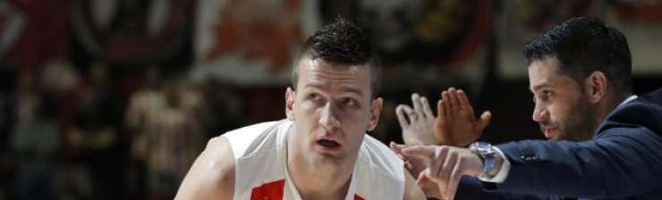 Vročekrvni črnogorski navijači so hoteli pretepsti košarkarje Crvene zvezde