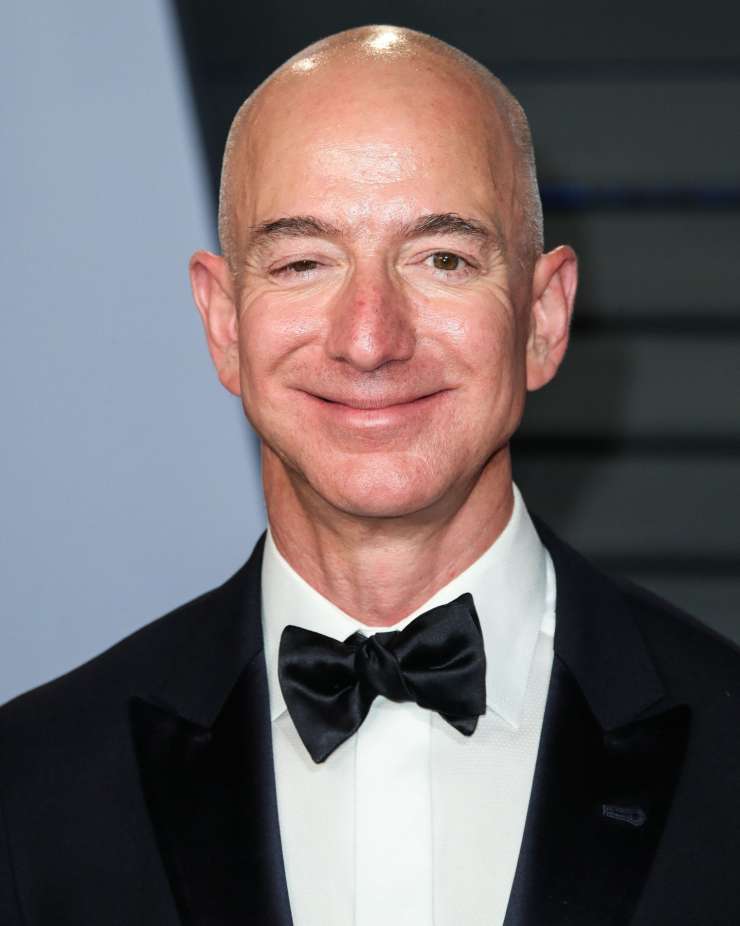 Jeff Bezos bo letel vesolje s svojim plovilom New Shepard