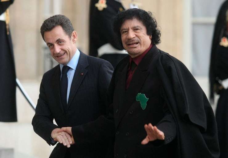 Sarkozy obtožen korupcije: od Gadafija naj bi prejel več milijonov evrov