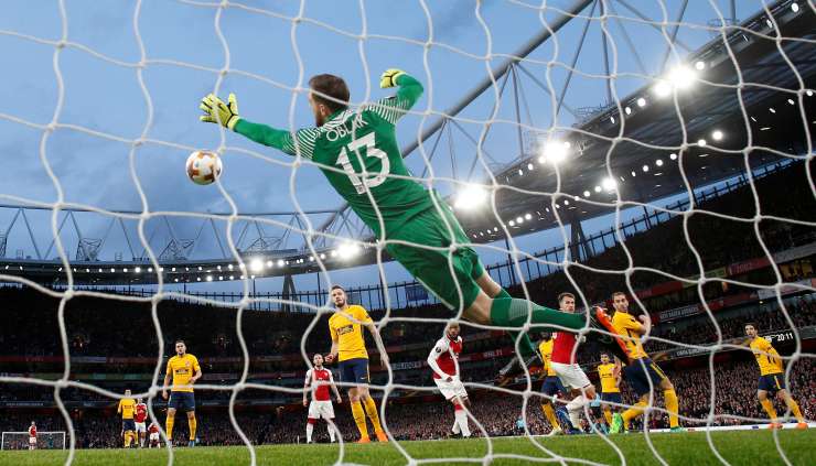 Atleticovi navijači noreli, Arsenalovim je bilo slabo: kaj je obranil Jan Oblak! (VIDEO)