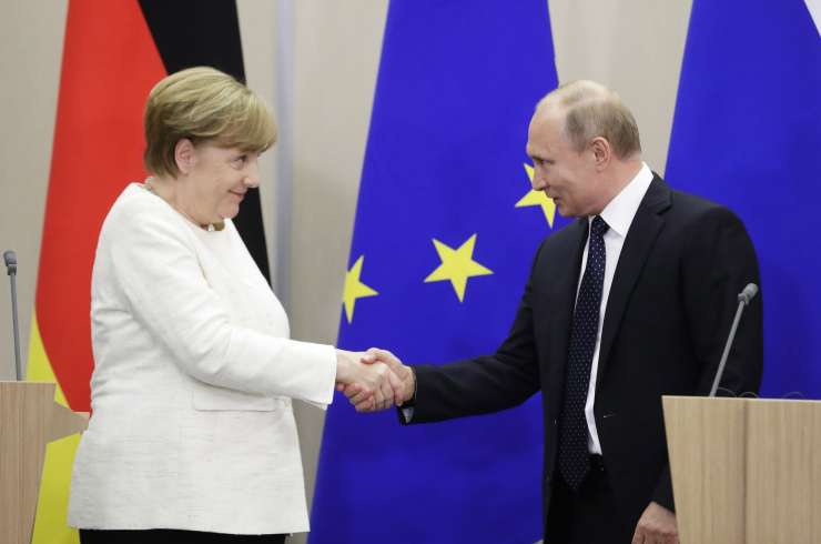 Se oblikuje zavezništvo med Nemčijo in Rusijo? Kaj to pomeni za Slovenijo?