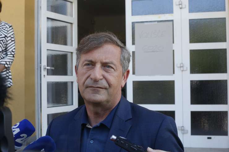 Erjavec priznava napake v volilni kampanji, omenja tudi Jankovića