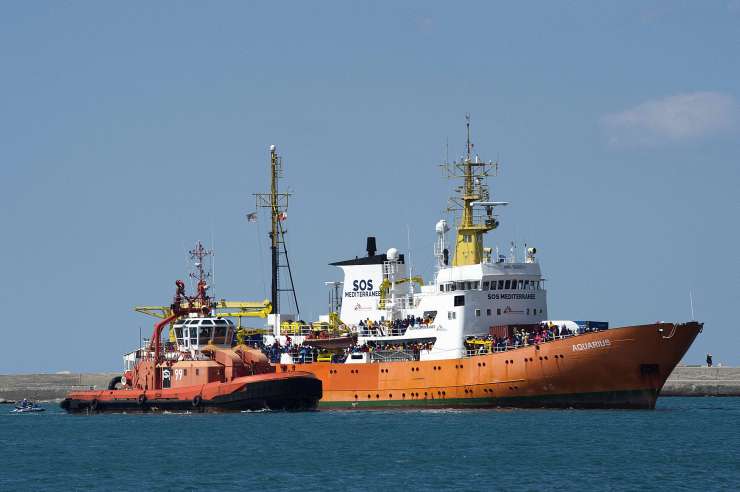 Ladja Aquarius v Sredozemlju ne bo več reševala migrantov