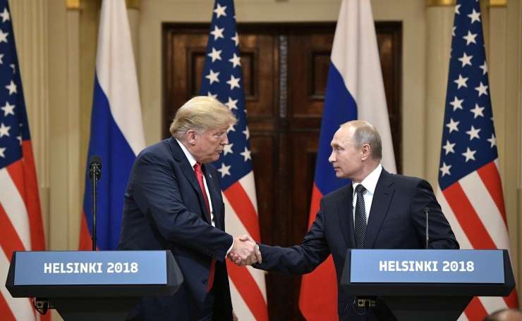Putin se je načeloma pripravljen znova srečati s Trumpom