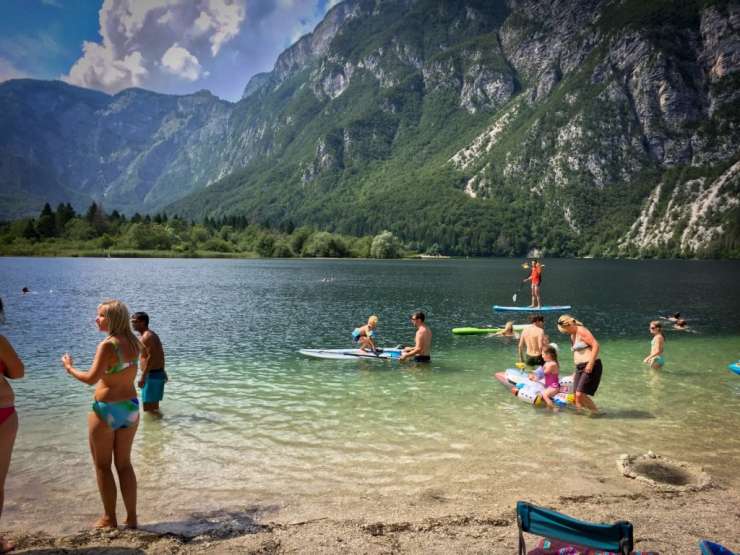 Anketa: najbolj varne so počitnice v Sloveniji