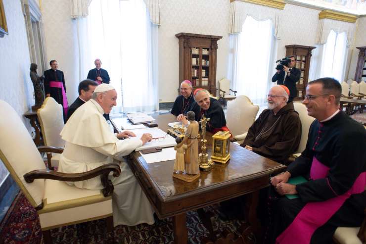 Papež s kardinali iz ZDA o škandalih s spolnimi zlorabami