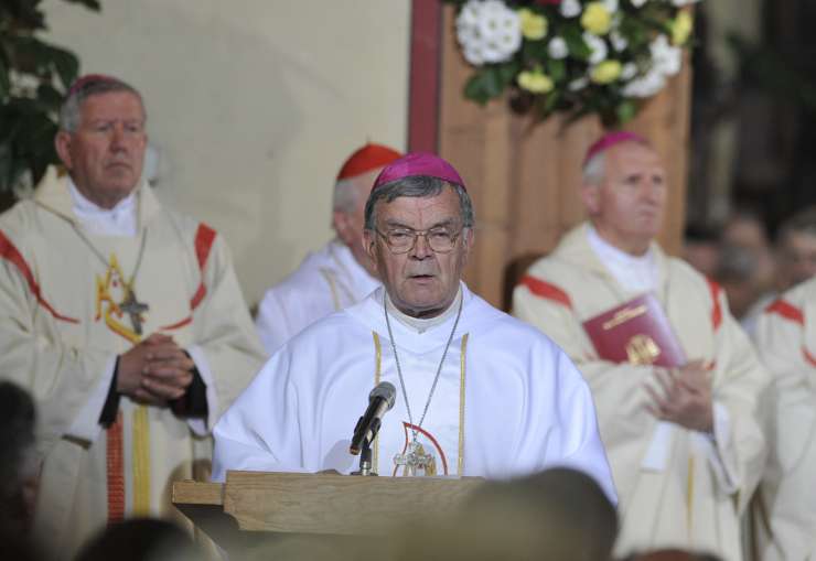 Namesto upokojenega celjskega škofa Lipovška bo škofijo vodil škofijski upravitelj