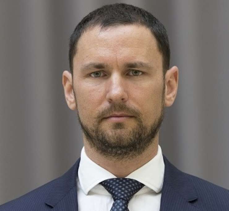 To je Pahorjev kandidat za novega guvernerja Banke Slovenije