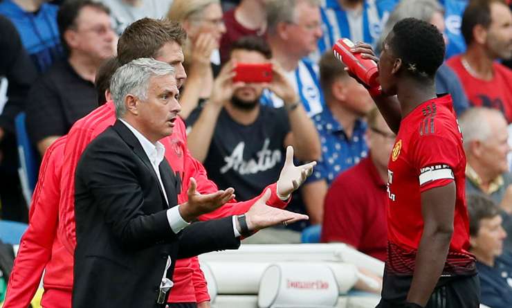 Besni Mourinho se je spravil na zvezdnika: Pogba ne bo nikoli več kapetan Manchester Uniteda