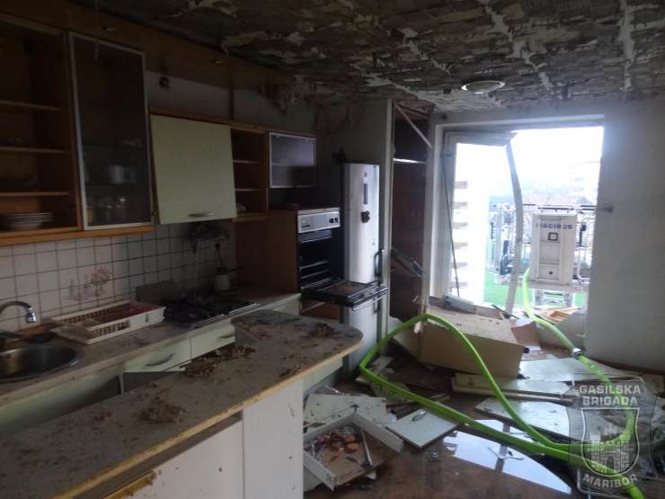 Včerajšnja eksplozija v Mariboru popolnoma uničila šest stanovanj, še 18 jih je poškodovanih