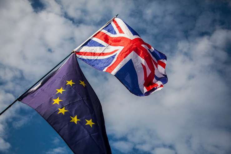 Začenja se nova doba v odnosih med EU in Veliko Britanijo
