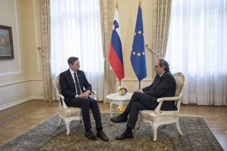 Pahor na neuradnem pogovoru sprejel katalonskega predsednika
