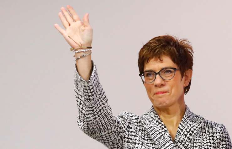 Nova predsednica CDU je Annegret Kramp-Karrenbauer