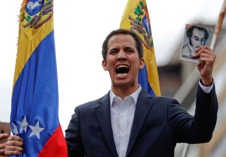 ZDA ne bodo uvedle sankcij proti venezuelskim častnikom, ki bodo podprli Guaidoja
