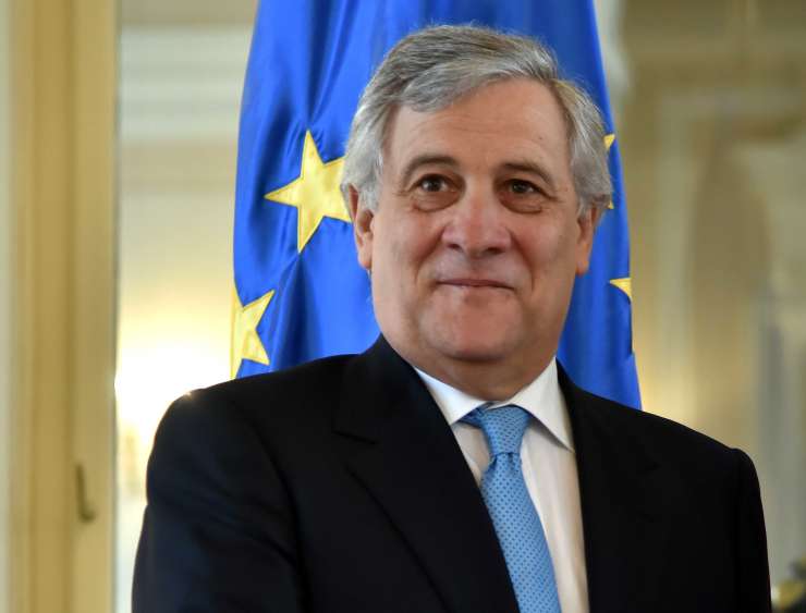 Tajani je uspel z nastopom v Bazovici razkuriti tudi Hrvate: "Škandalozno in sramotno"