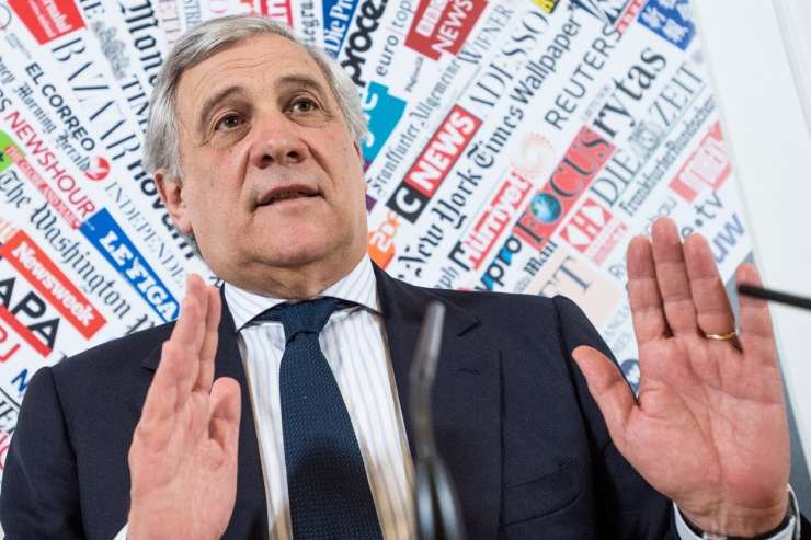 Afera Tajani: slovenski in hrvaški evroposlanci zahtevajo jasno opravičilo