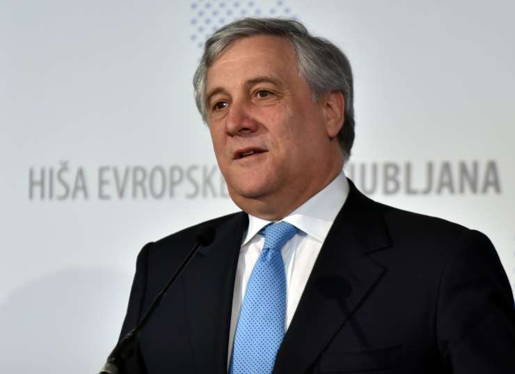 Tajani se je osebno opravičil slovenskim in hrvaškim evroposlancem