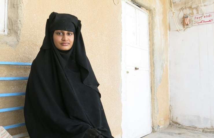 Džihadistična nevesta IS, ki ji Velika Britanija odvzela državljanstvo, se bo morda vrnila na Otok