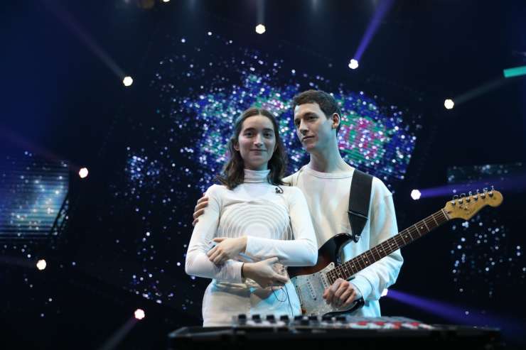 Zala Kralj in Gašper Šantl bosta s pesmijo Sebi Slovenijo zastopala na Evroviziji (FOTO in VIDEO)