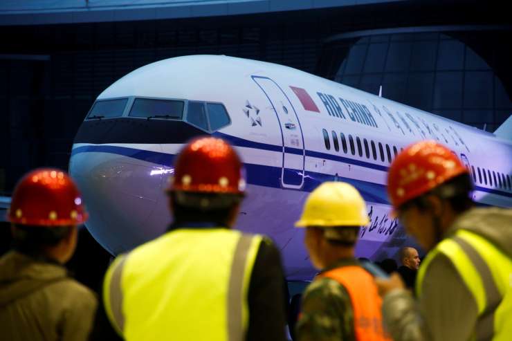 Boeingov varnostni sistem MCAS bi lahko bil kriv za dne tragični nesreči