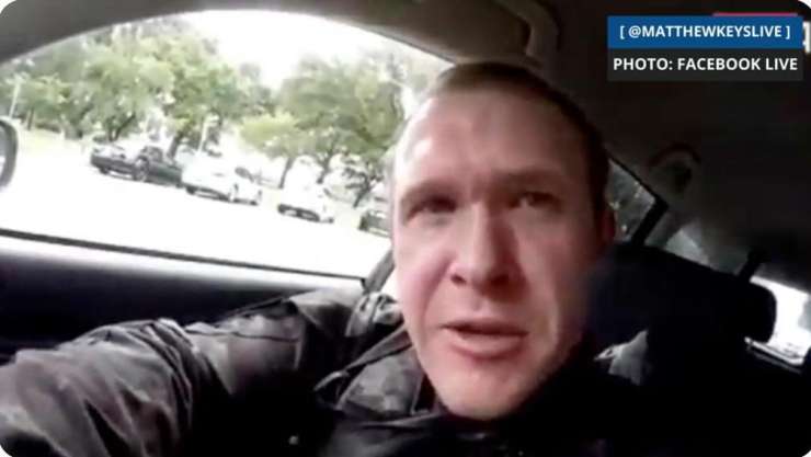 Desničarski skrajnež, ki je moril na Novi Zelandiji, je pred napadom poslušal četniško pesem (VIDEO)