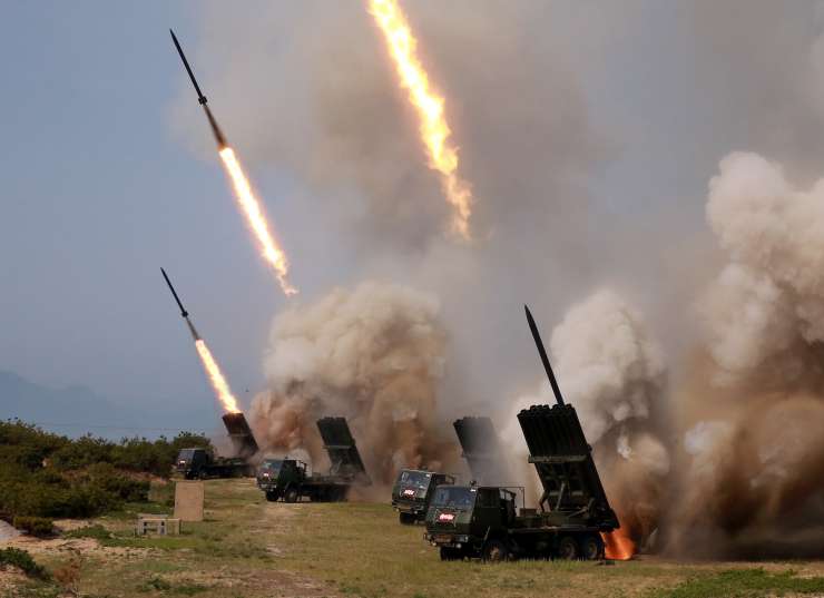 Severna Koreja izstrelila nove rakete