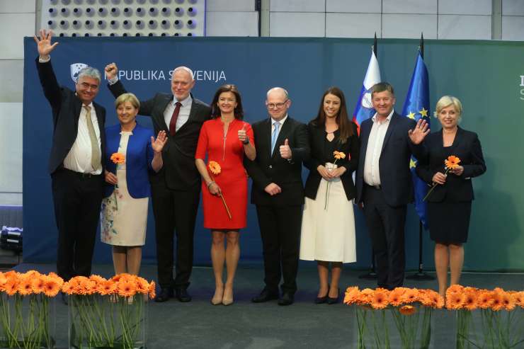Slovenski evroposlanci ob začetku predsedovanja Svetu EU na različnih bregovih