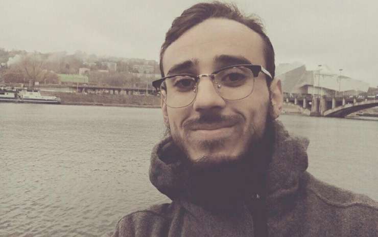 Osumljenec za napad v Lyonu prisegel zvestobo Islamski državi