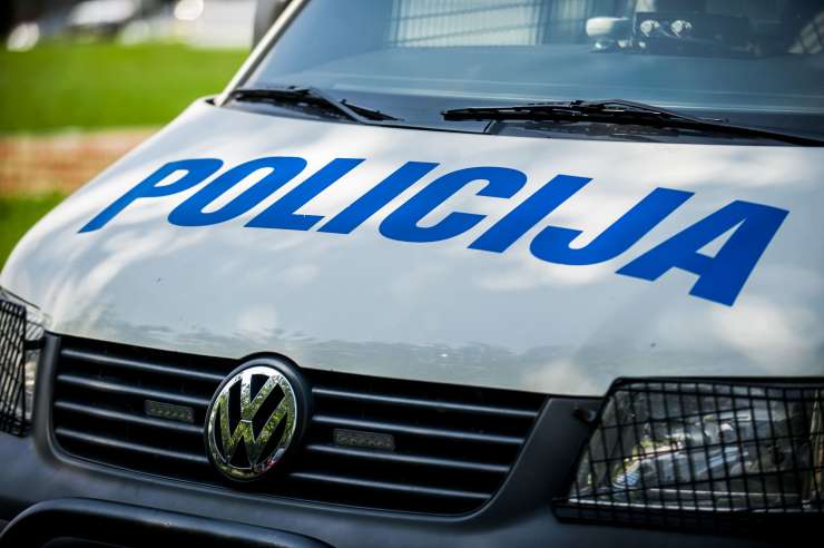 Policija razkrila, kako je uslužbenka tožilstva sodelovala s srbsko mafijo
