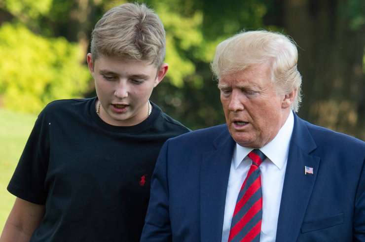 Uf, s kakšnimi žganci Melania hrani Barrona? Poglejte 13-letnega fanta, ki je že višji od Trumpa! (FOTO)
