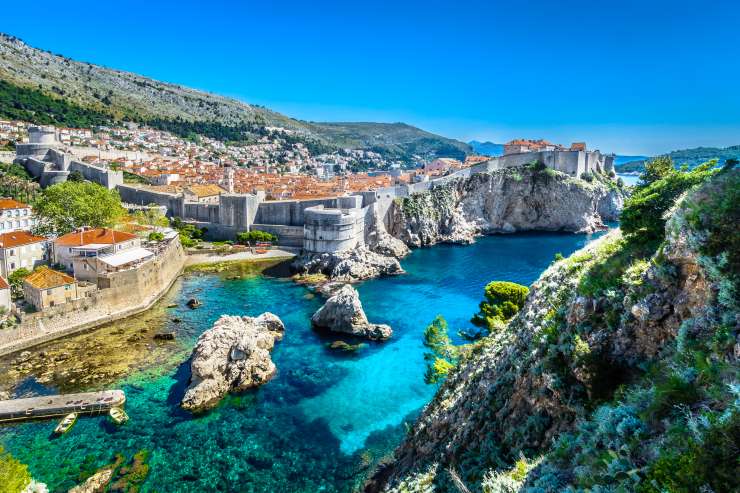 V Dubrovniku načrtujejo omejitev števila novih restavracij