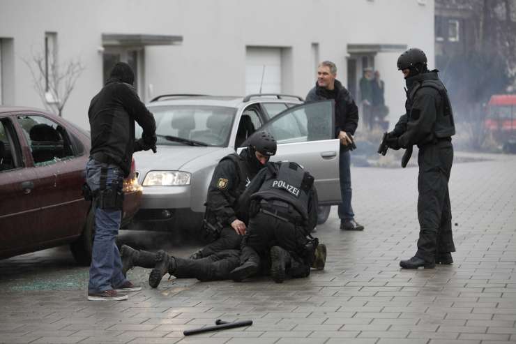 V Nemčiji iskali čečenske islamiste, ki naj bi pripravljali teroristični napad