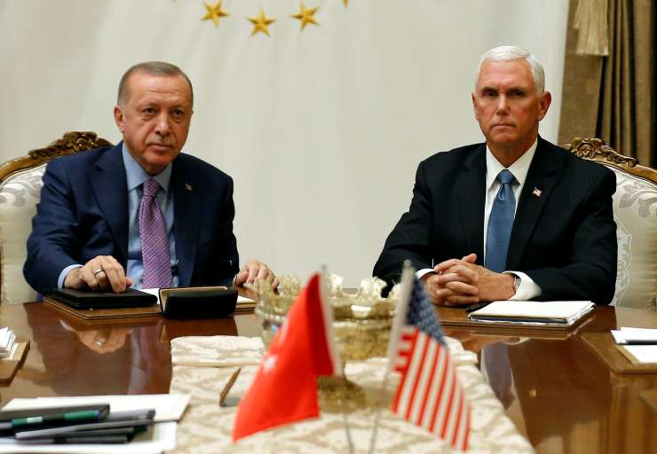 Turčija in Kurdi prekinili ogenj, a Ankara vztraja, da to ni konec turške ofenzive