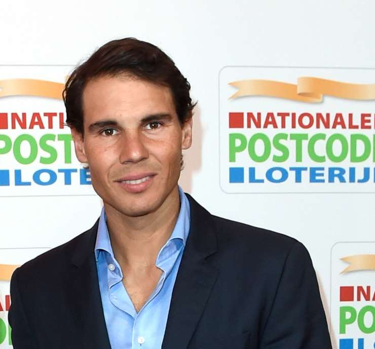 Rafael Nadal se je poročil z dolgoletnim dekletom Mario Perello