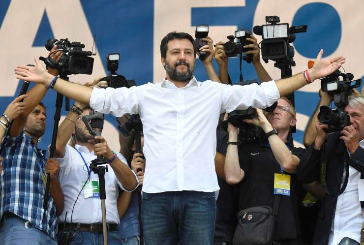 Italija po Salviniju, ki si želi nazaj na oblast