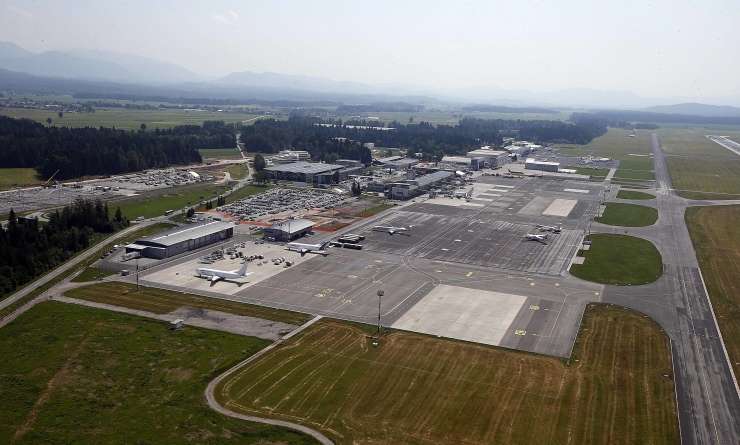 Na letališče Jožeta Pučnika se je po odprtju vrnilo devet prevoznikov