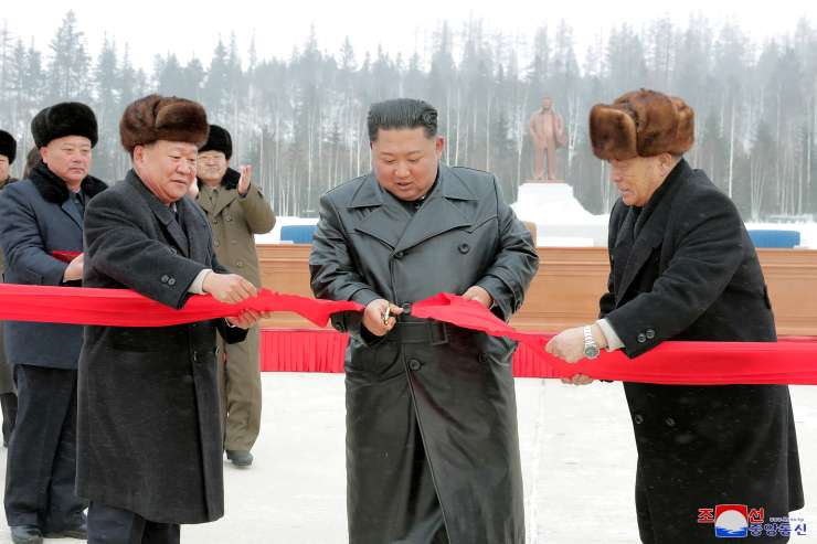 Diktator Kim odprl "najboljši človeški raj na svetu"