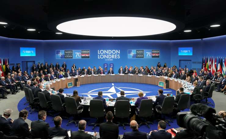 So v Londonu oživili "možgansko mrtvi" Nato?
