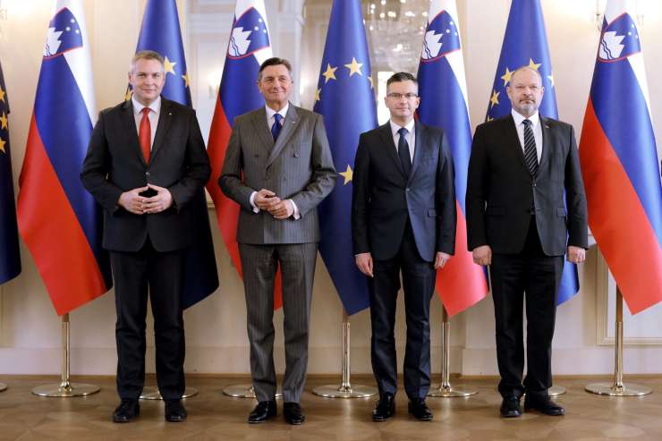 Pahor: Arbitražno sodišče je določilo mejo med Slovenijo in Hrvaško, odločitev pravobranilca tega ne spremeni