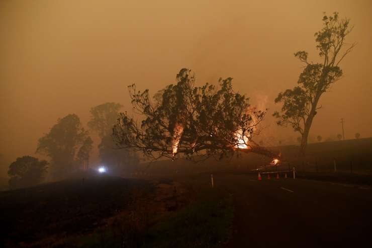 Avstralci s strahom pričakujejo širjenje požarov v novem vročinskem valu