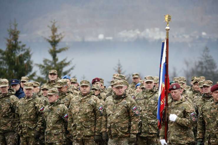 Podjetni načrti za Slovensko vojsko: do leta 2035 naj bi imela do 8000 pripadnikov, prejemala pa dva odstotka BDP