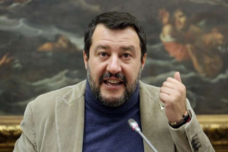 Italijanski senat odvzel imuniteto Salviniju zaradi zadrževanja migrantov na ladji