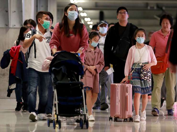 Koronavirus: v Južni Koreji in Maleziji podpisujejo peticije za prepoved vstopa Kitajcem