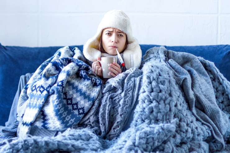 Sezona gripe je že tu, a najhujše prihaja čez 14 dni: po otrokih bo udarila starejšo populacijo