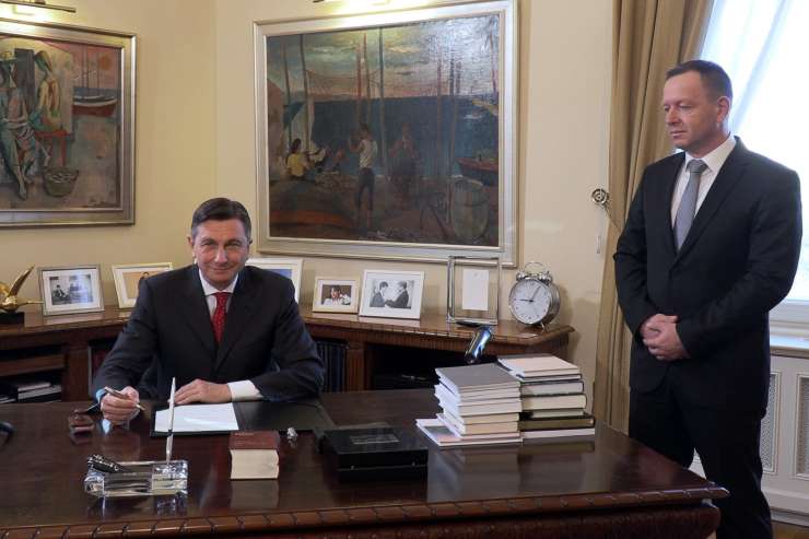 Zdaj je tudi uradno: Pahor podpisal ukaz o imenovanju Šumija na čelo KPK