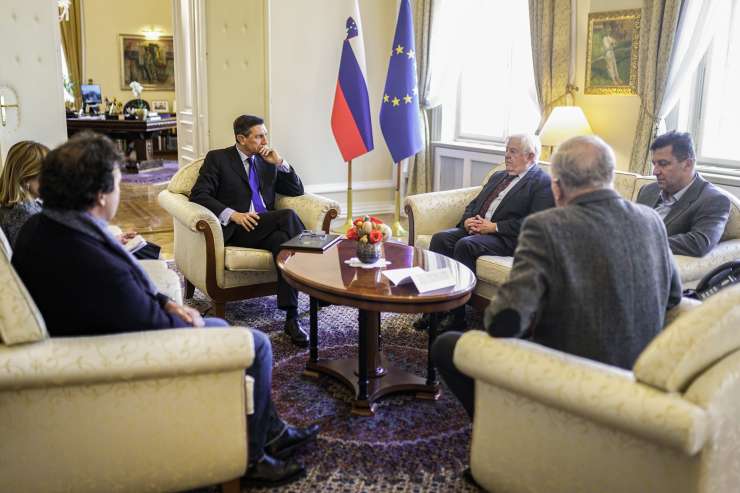 Kučan obiskal svojo staro pisarno: šef Foruma 21 pri predsedniku Pahorju
